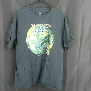 Black t-shirt from yes and Styx tour 2011